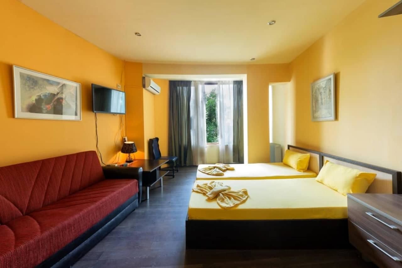 Отель Hotel Trakart Residence Пловдив